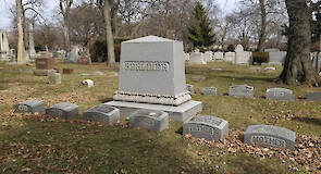 Grabstätte der Familie Berliner in Forest Park, USA