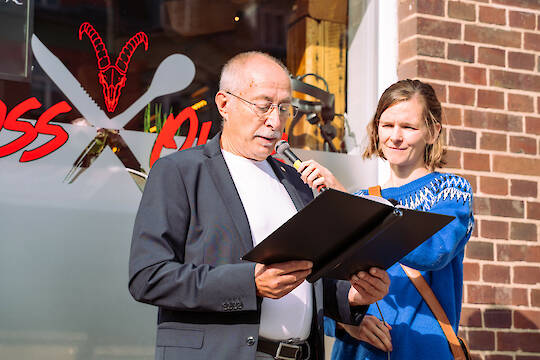 Biografieverlesung in der Geschwister-Scholl-Straße